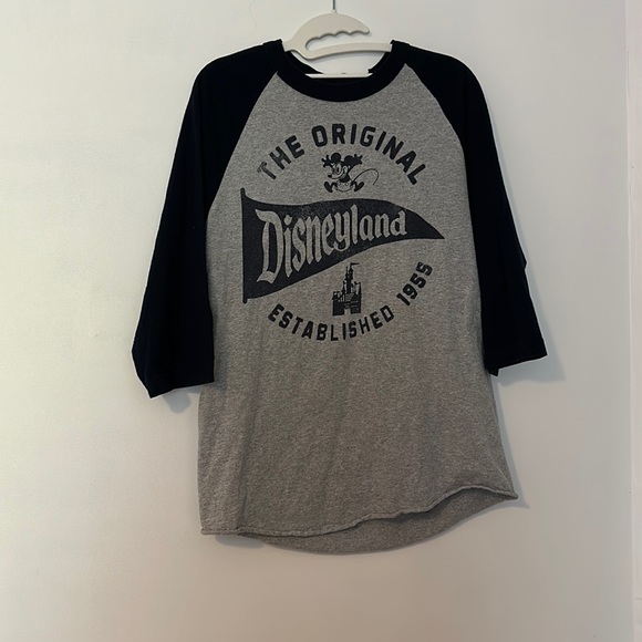 Disneyland T-Shirt - Picture 1 of 2